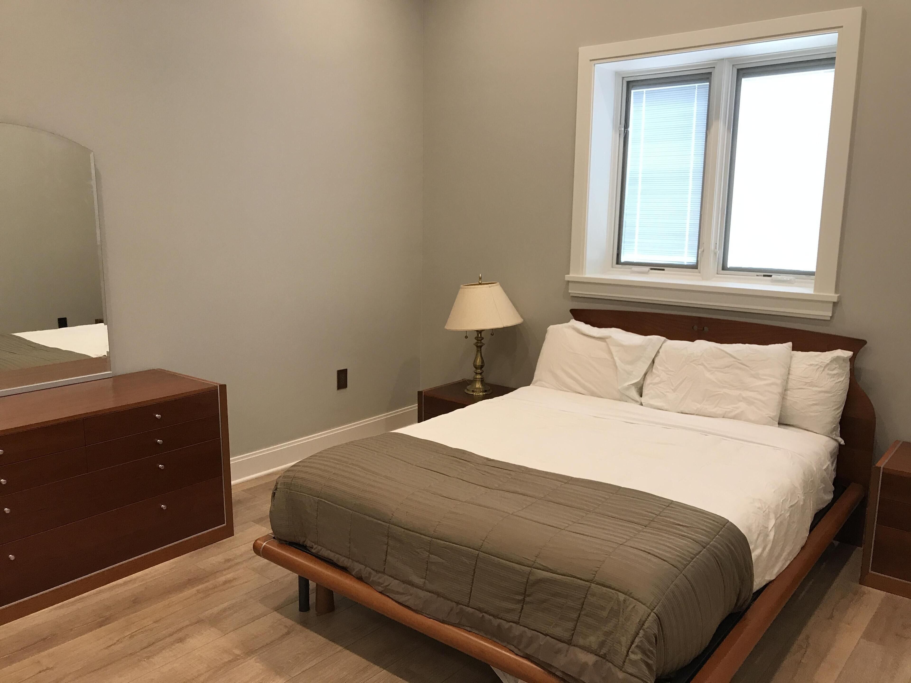 Luxury Condo 2br close to Metro & NIH Walter Rees/Sightseeing/Museums/Zoo/shops