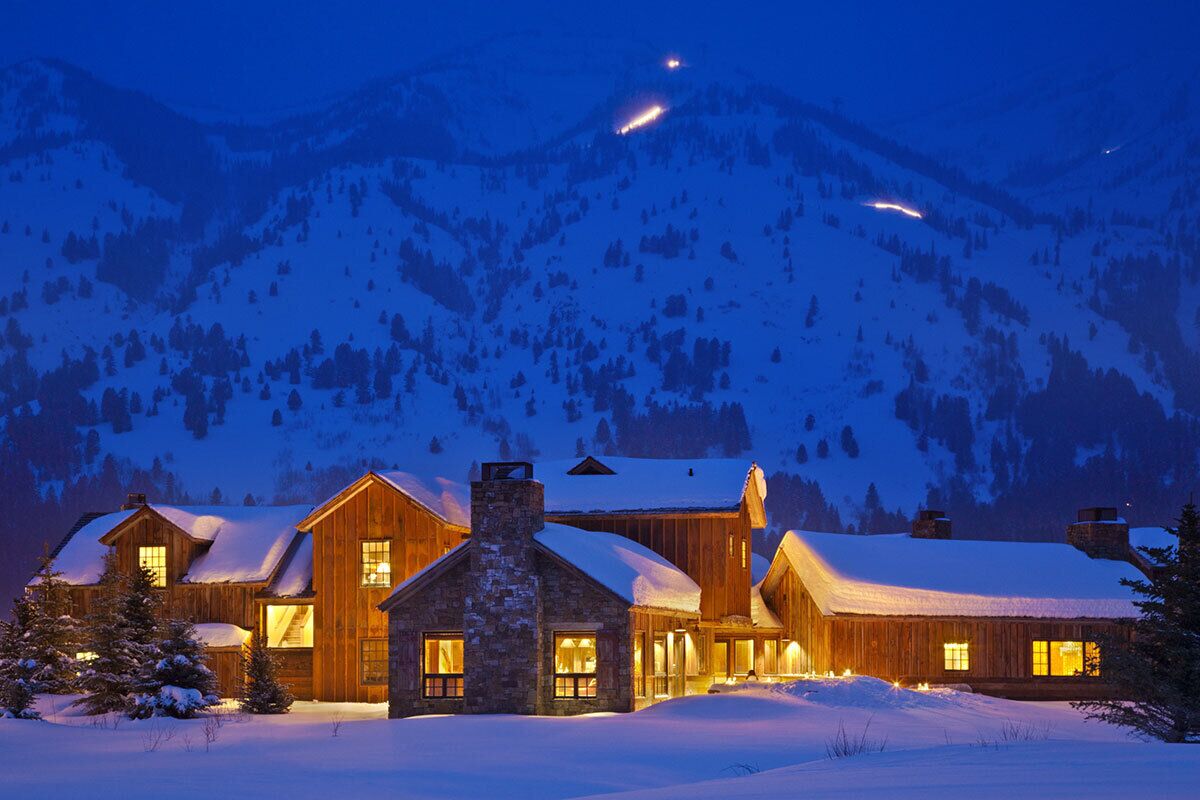 Luxury cabin in Teton Village, sold for Holidays
