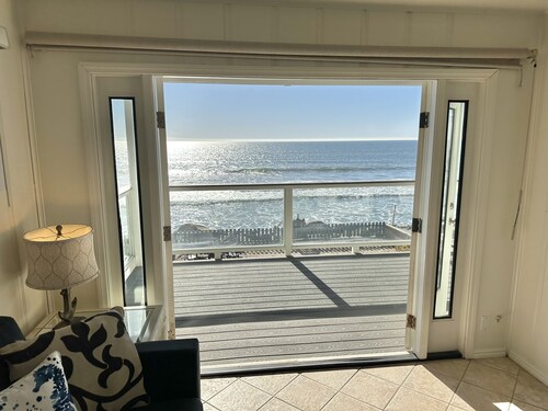 Oceanfront - Private Beach!