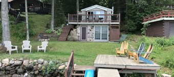 Lakeshore Cabin On The Waters Edge of Bone Lake