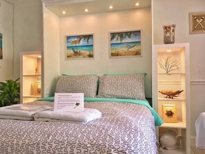 1 habitación, tabla de planchar con plancha, wifi gratis y ropa de cama