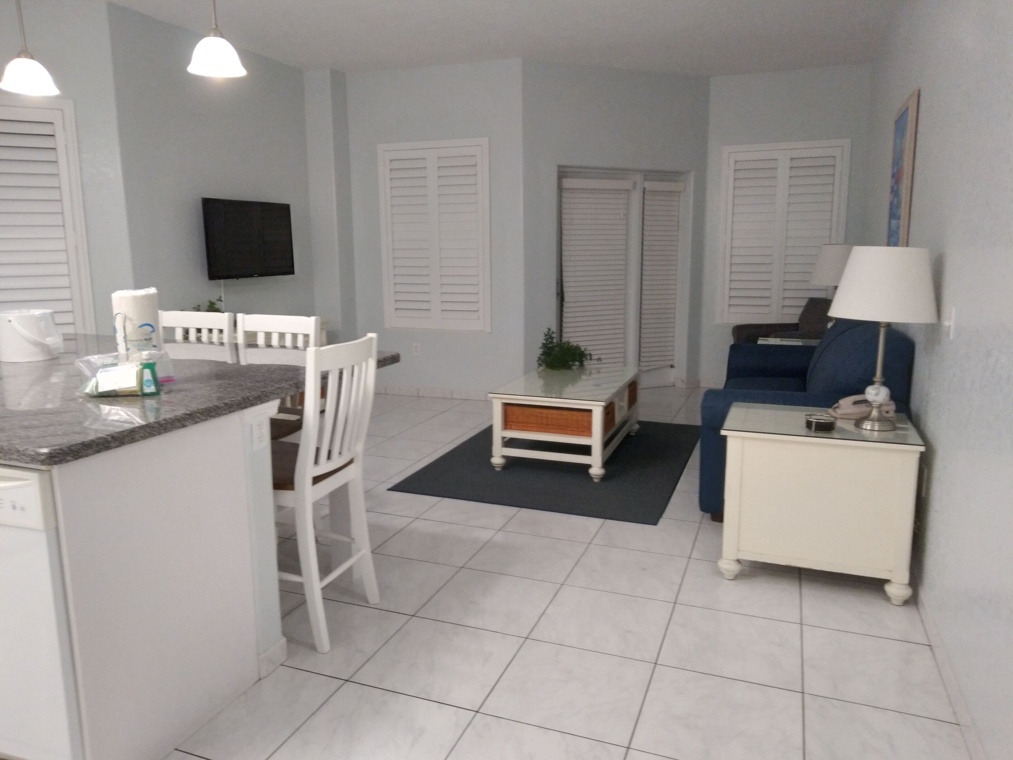 Ocean View,  Corner/End Unit,  Large Balcony, 1 BDRM/Bath, Sleeps 4  