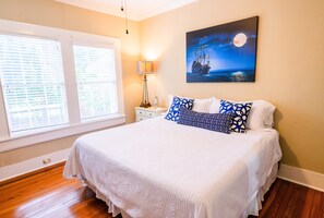 4 slaapkamers, een strijkplank/strijkijzer, wifi, beddengoed