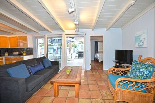 211CLU: Home with Deck, Golf Cart, 1 Block to the Beach, Pet Friendly, WIFI - 21