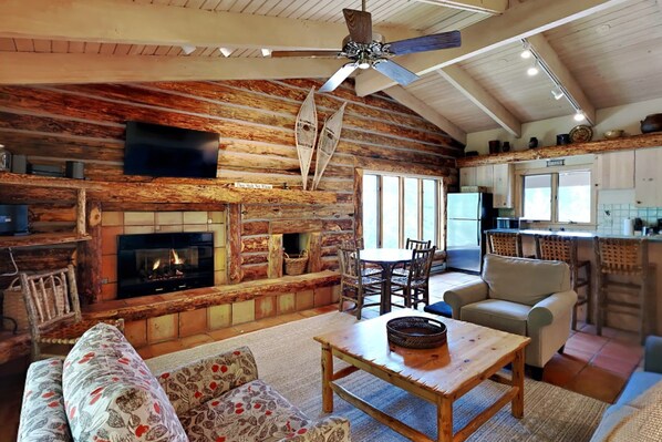 TV, fireplace, DVD player, table tennis