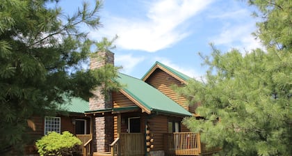 Lone Jack Cabin - Studio Suite