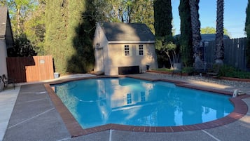 Alberca al aire libre