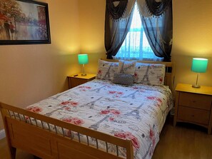 3 dormitorios, escritorio, tabla de planchar con plancha y wifi gratis