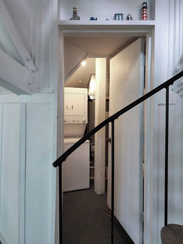 Tree Top 16 - Two Bedroom House, Sleeps 6