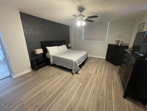 2 bedrooms, desk, iron/ironing board, travel cot