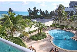 Piscine extérieure, piscine chauffée