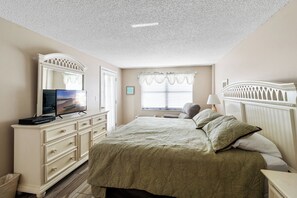 3 dormitorios, tabla de planchar con plancha, wifi gratis y ropa de cama