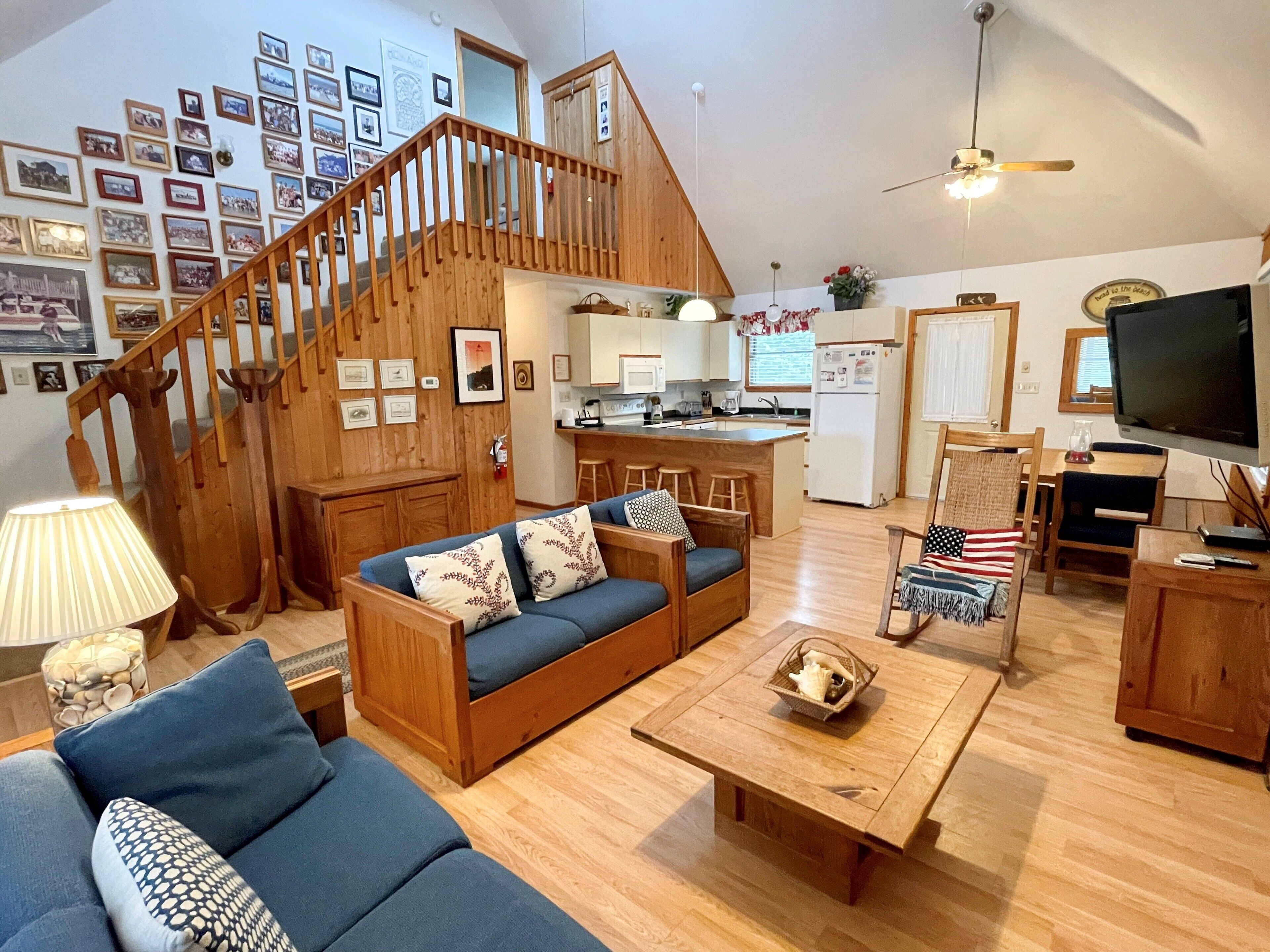 Lookout: Popular dog friendly home with comfortable interior.