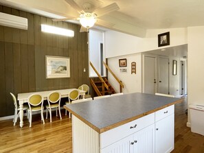Dining - McNeal Cottage:  Comfortable home, large private back yard. (Ocracoke)