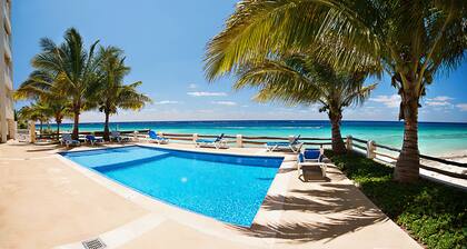 Las Brisas # 101, hermoso condominio frente al mar 3 hab, en una playa de arena blanca!