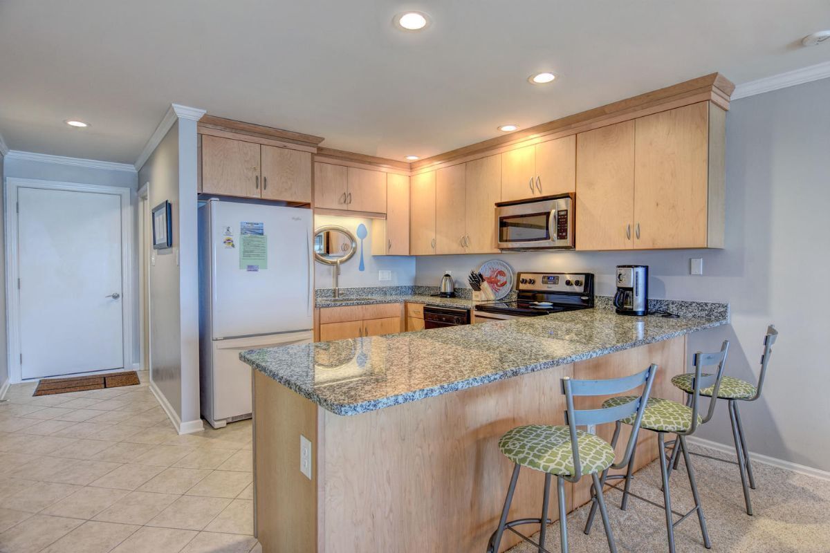 Fridge, microwave, oven, dishwasher