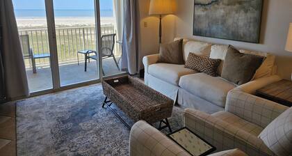 Inn at Dauphin Island 411 Beautiful Unit with Incredible Views!!