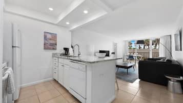 Fridge, microwave, oven, dishwasher