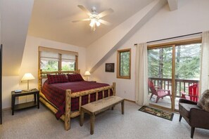 5 bedrooms, desk, iron/ironing board, WiFi