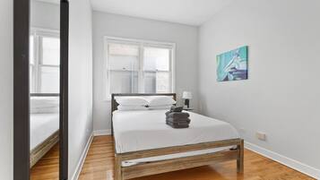 2 bedrooms, desk, iron/ironing board, travel crib