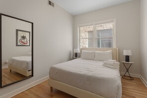 2 bedrooms, desk, iron/ironing board, travel cot