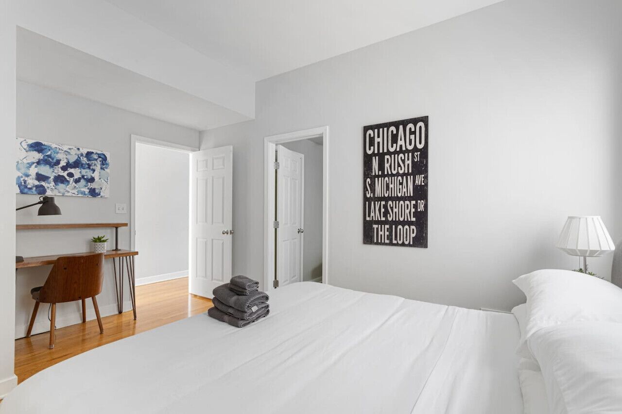 2 bedrooms, desk, iron/ironing board, travel crib