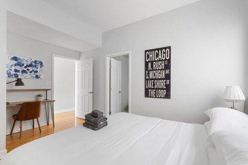 In der Nähe der Innenstadt! 2 Bed 2 Bath Condo-voll ausgestattet