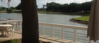 YOUR OWN 3-ROOM VILLA, PATIO, WITH ON PREMISES POOL, JACUZZI, WASHER DRYER