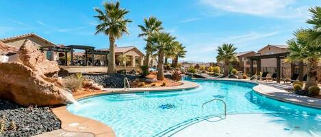 Een verwarmd zwembad