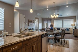 Interior - PVZ 82| Patio w/ Dining Space * Water park * Views (Santa Clara)