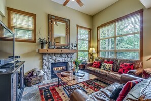 Téléviseur connecté, foyer