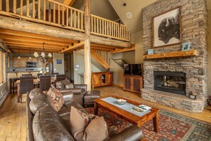 TV, fireplace, DVD player - Spend Holidays in Big Sky! Pristine Mountain Home with Ski Access and Hot Tub (Big Sky)