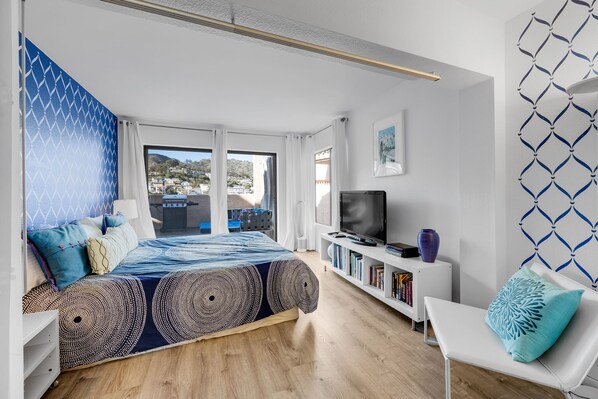 1 chambre, fer et planche à repasser, lit de bébé portatif, Wi-Fi