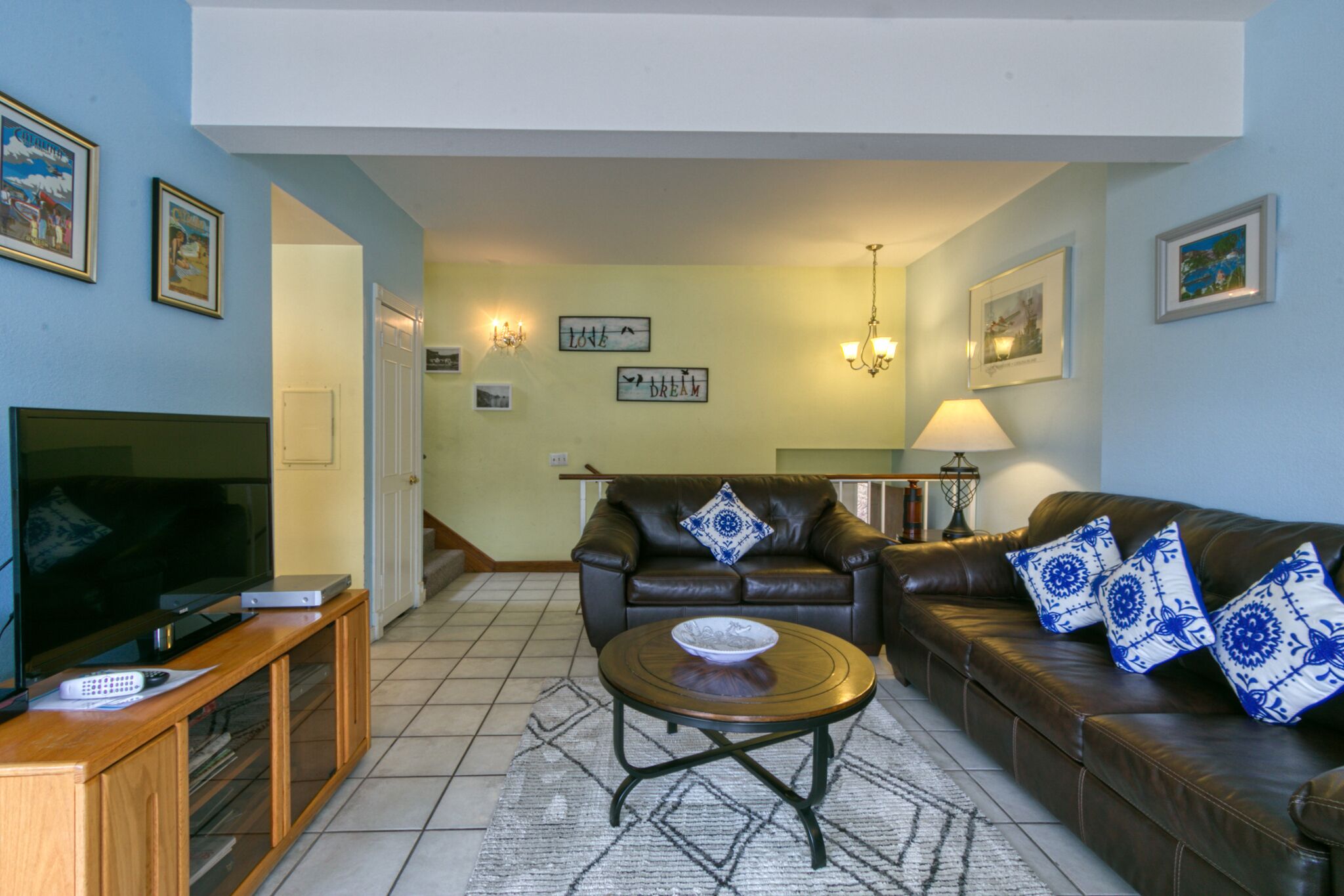 B44: 2 Bedroom, 2 Bath Condo, Balcony with Views - Bahia Vista - B44