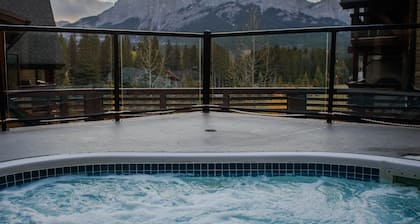 Beautiful Getaway In Spring Creek, Canmore