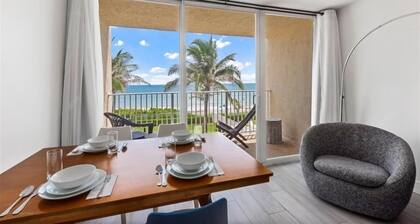 Beach Condo/ High-End Finishes/ Island Beach Resort/No Cleaning Fee/ Condo 302