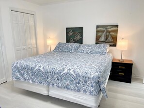 2 bedrooms - Jonathan Livingston Seagull:  Dog friendly single story home. (Ocracoke)