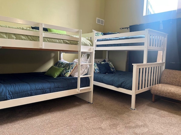 4 habitaciones, wifi y ropa de cama