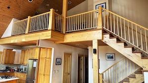 Interior - One of the Most Desirable Properties in the Winter Park / Fraser Valley (Tabernash)