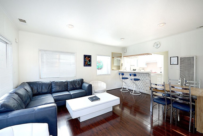 319ce: Budget-friendly Cottage, 2.5 Blocks To Beach And Shops + Wifi - Avalon, CA