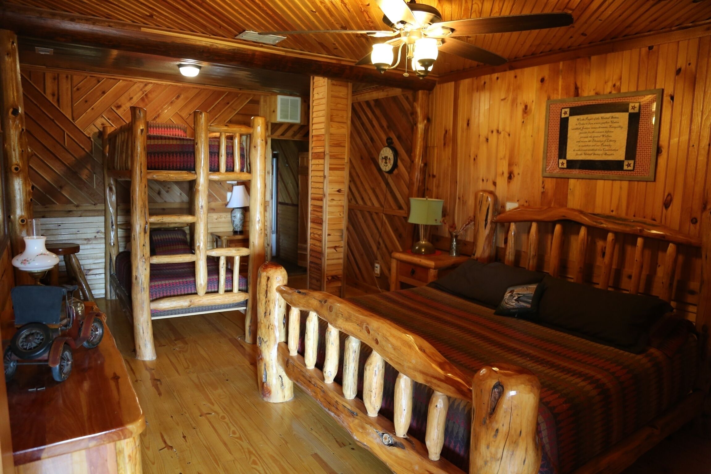 Beautiful Private Ranch and Lodge on Lake Tawakoni  -- 50 Miles from Dallas