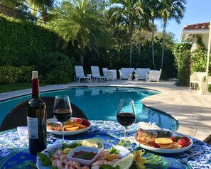 Outdoor pool, a heated pool - Luxe Boca Retreat – Private Home w/ Resort Pool, Perfect Location! (Boca Raton)