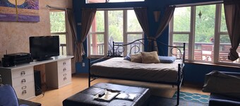 Private Yosemite Scenic by Way-Bass Lake View 5 acre-Up to10-Occupants
