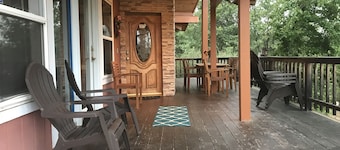 Private Yosemite Scenic by Way-Bass Lake View 5 acre-Up to10-Occupants