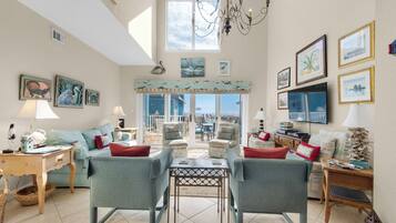 Fireplace, DVD player, stereo