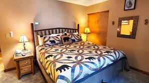 2 chambres, fer et planche à repasser, Wi-Fi, draps fournis