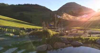 Eiberg-huoneisto Söllissä, 2 kahden hengen makuuhuonetta (nukkuu 4-6). 2 kylpyhuonetta