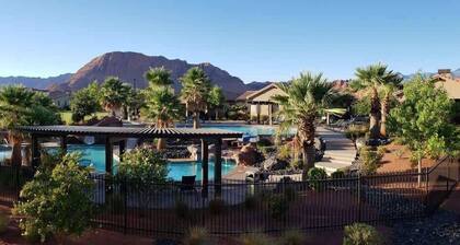 PVZ 85| Balcony HotTub W/ RedRock Views*WaterPark