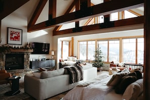 TV, fireplace - Beautiful Ski-In/Ski-Out Penthouse (Whitefish)