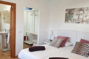 2 habitaciones, acceso a internet y ropa de cama 